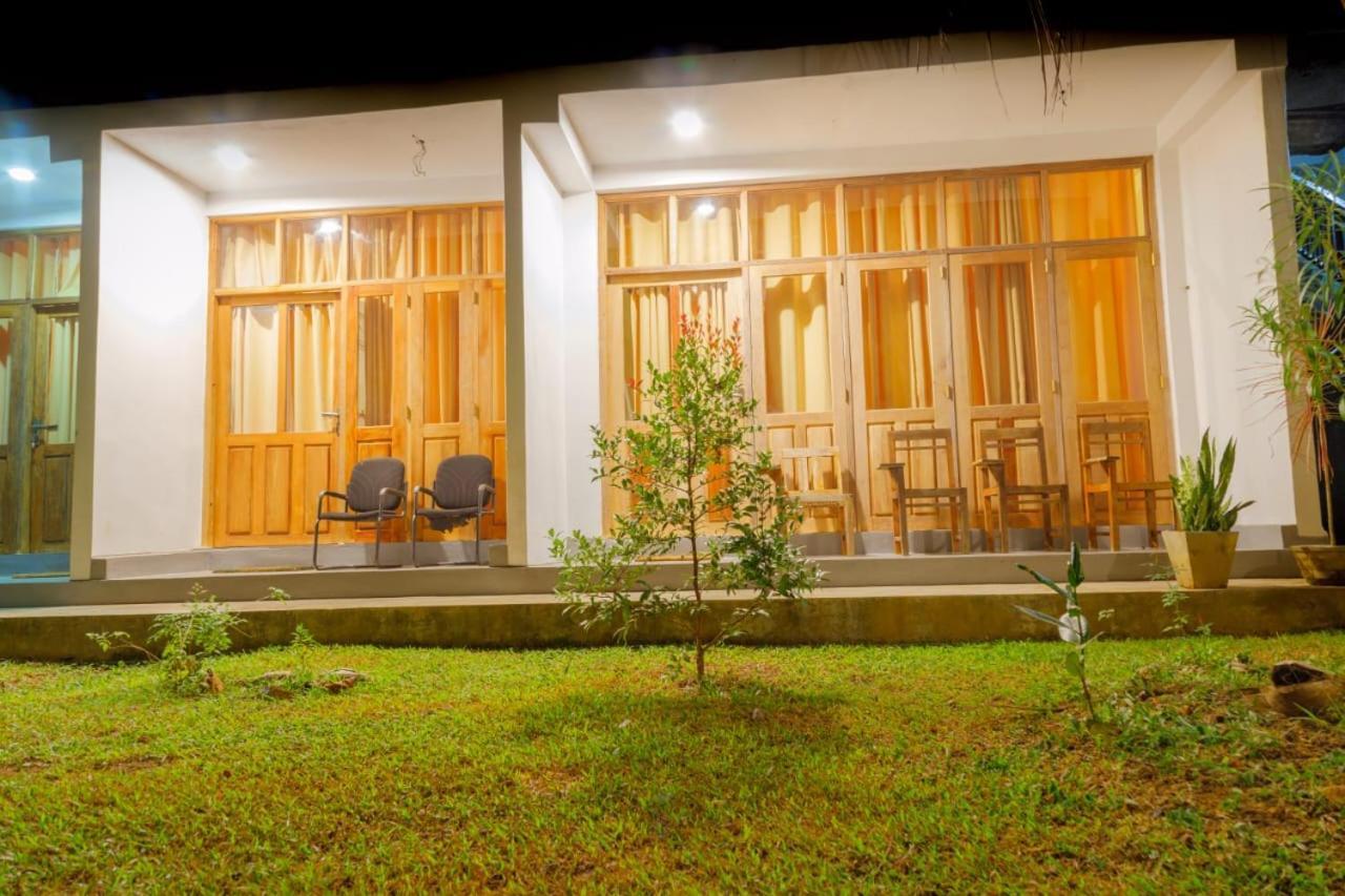 Talalla Ocean Beach Bungalow Matara Kültér fotó